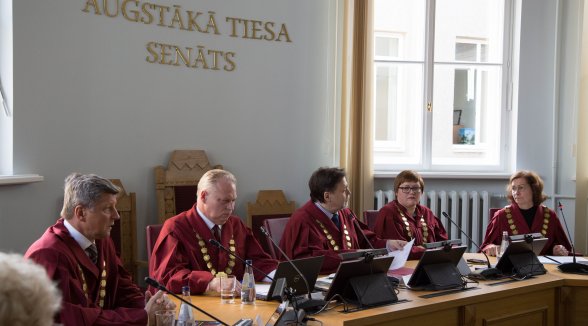 Par Augstākās tiesas plēnuma sekretāri atkārtoti ievēlē Mariku Senkāni