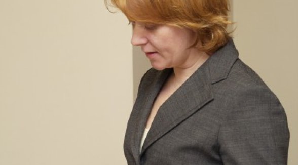 Atkal kupls pulks advokātu dod zvērestu Augstākās tiesas priekšsēdētājam