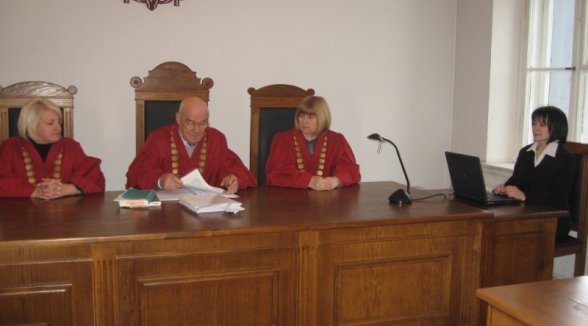 The judge Eduards Pupovs terminates work in the Supreme Court