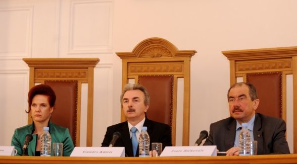 Augstākās tiesas priekšsēdētājs norāda uz Satversmes tiesas lomu tiesu varas neatkarības stiprināšanā