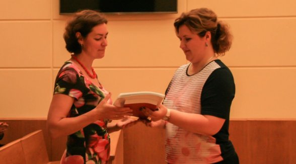 Augstākās tiesas tiesneši un darbinieki pabeiguši tālākizglītības programmu