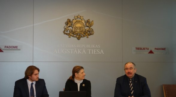 The ambassador calls to make use of opportunities offered by international law institutions in The Hague