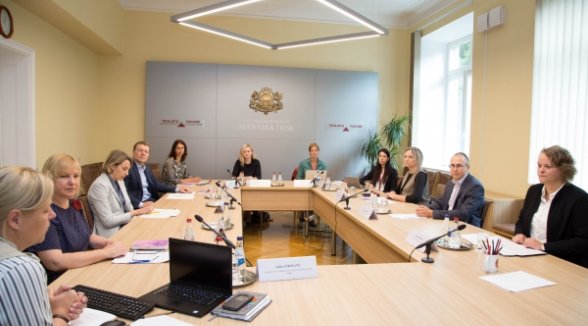 Discussion on the length of proceedings in administrative cases