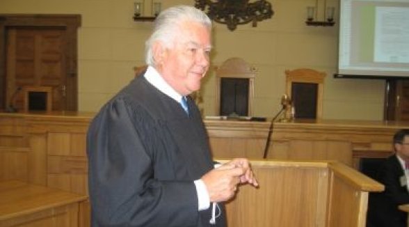 Latvian and American attorneys and judges – the beginning of discussion