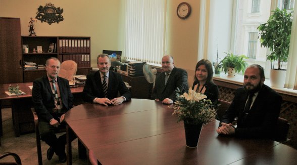 Augstākajā tiesā pieredzes apmaiņas programmā ieradies Igaunijas Augstākās tiesas tiesnesis