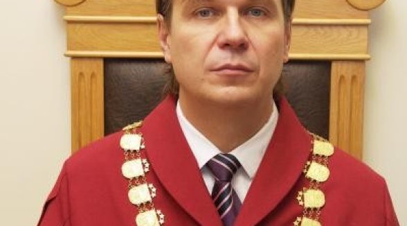 Changes in composition of judges of the Supreme Court