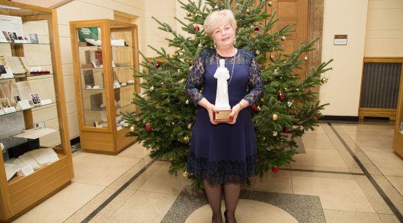 Augstākās tiesas Profesionālo Temīdas balvu saņem tiesnese Ināra Garda