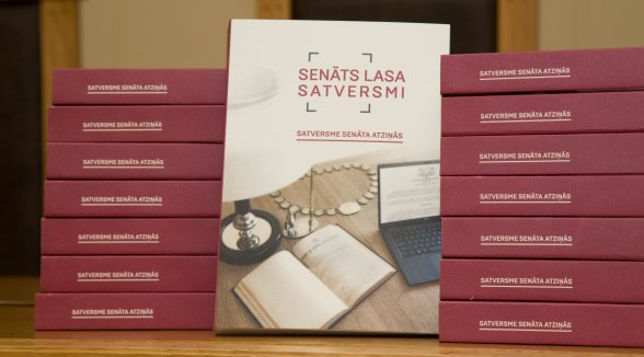 Satversmes sapulces sasaukšanas dienā senatori uzsver tās nozīmi Latvijas vēsturē