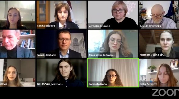 Dišlera tiesas procesa izspēlē uzvar senatora palīdzes sagatavotā komanda