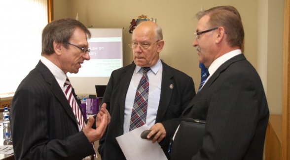 Starptautiskās misijas eksperti iepazīst Latvijas tiesu sistēmu