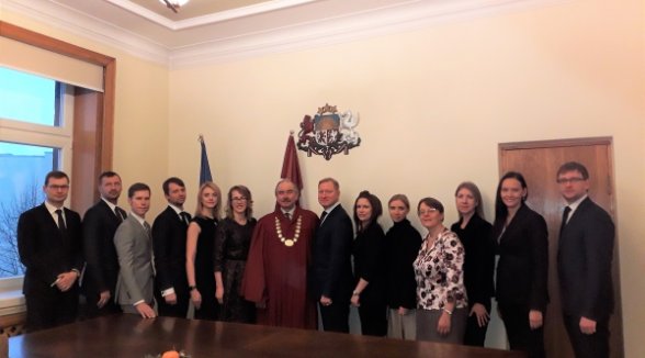 The Chief Justice accepts oaths of twelve advocates 