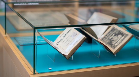 Latvijas Nacionālajā bibliotēkā skatāma Latvijas juridiskās preses izstāde