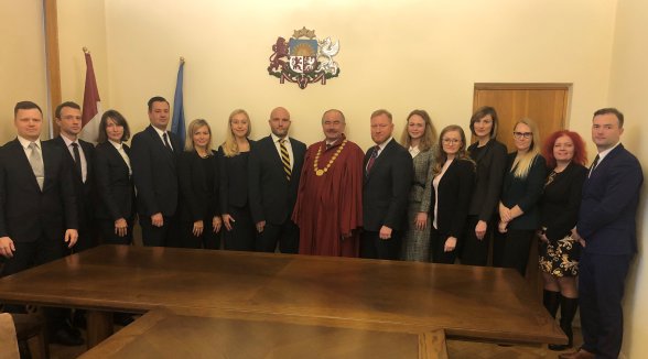Augstākās tiesas priekšsēdētājs aicina jaunos advokātus būt juridiskās kultūras veidotājiem
