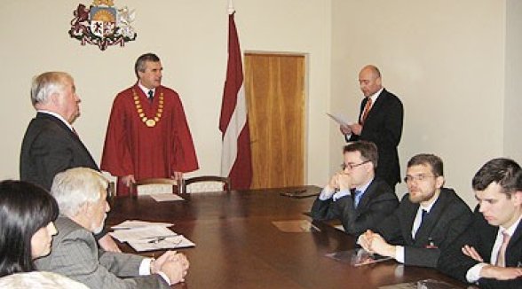 New advocates and law enforcement officer tendered and oath to the Chief Justice