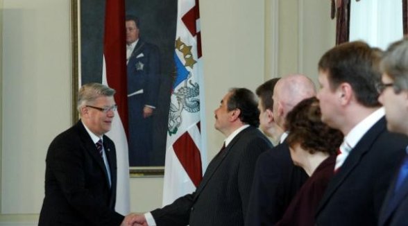 Partiju pārstāvji apņemas atturēties paust attieksmi pret ģenerālprokurora amata kandidātiem pirms to oficiālās izvirzīšanas