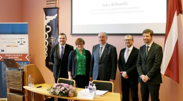 Konferencē uzsver tiesu varas lomu mainīgajā Eiropā