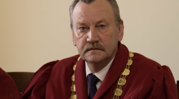 Tiesneša pienākumus beidz pildīt Senāta Krimināllietu departamenta priekšsēdētājs Pēteris Dzalbe