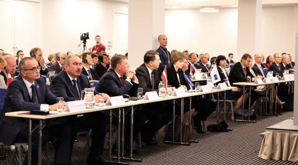 Augstākās tiesas priekšsēdētājs Satversmes tiesas konferencē uzsver tiesu dialoga nozīmi