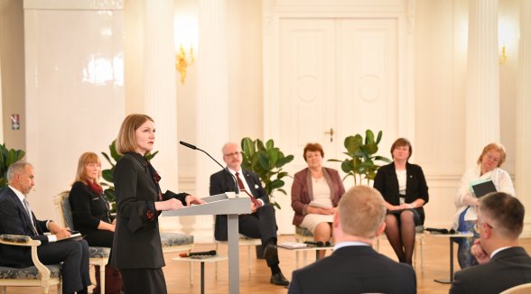 Konstitucionālo tiesību komisiju novērtē kā intelektuālo centru aktuālajos tiesību jautājumos