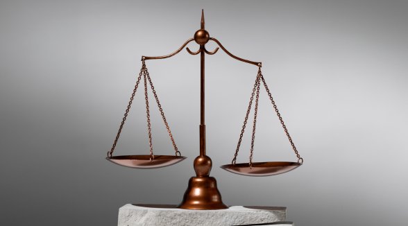 Norisinās Eiropas valstu tiesnešu aptauja par tiesu neatkarību