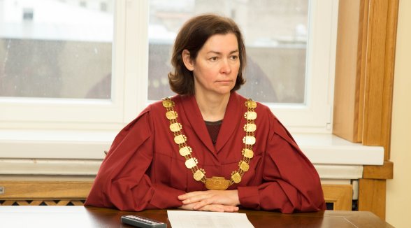 Par Centrālās vēlēšanu komisijas locekli ievēl senatori Mariku Senkāni