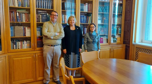 The Chair of the Department of Administrative Cases meets with representatives of the OSCE