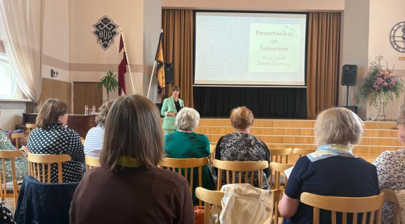 Senator Sanita Osipova talks to teachers about fundamental human rights