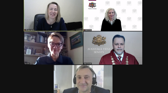 Pirmoreiz notāra zvērests Augstākās tiesas priekšsēdētājam parakstīts ar drošu elektronisko parakstu