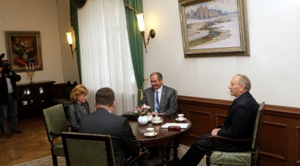 Augstākās tiesas priekšsēdētājs tiekas ar Valsts prezidentu