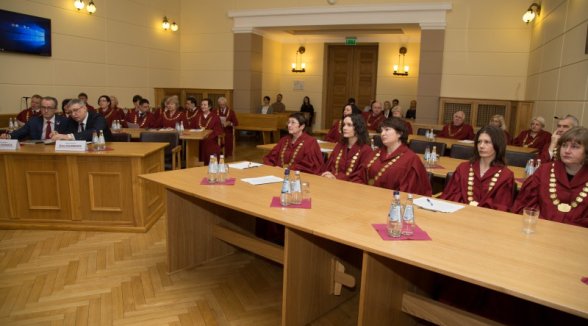 Rosina nostiprināt departamentu lomu Augstākās tiesas tiesneša amata kandidātu atlasē