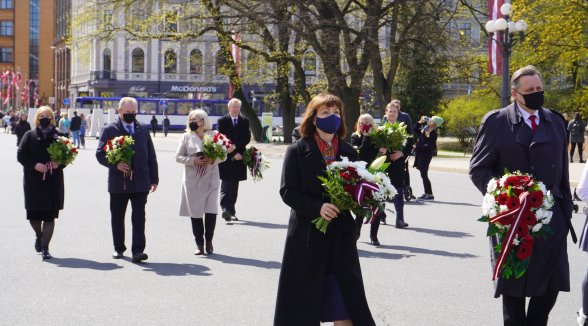 Tiesu vara godina Latvijas neatkarību
