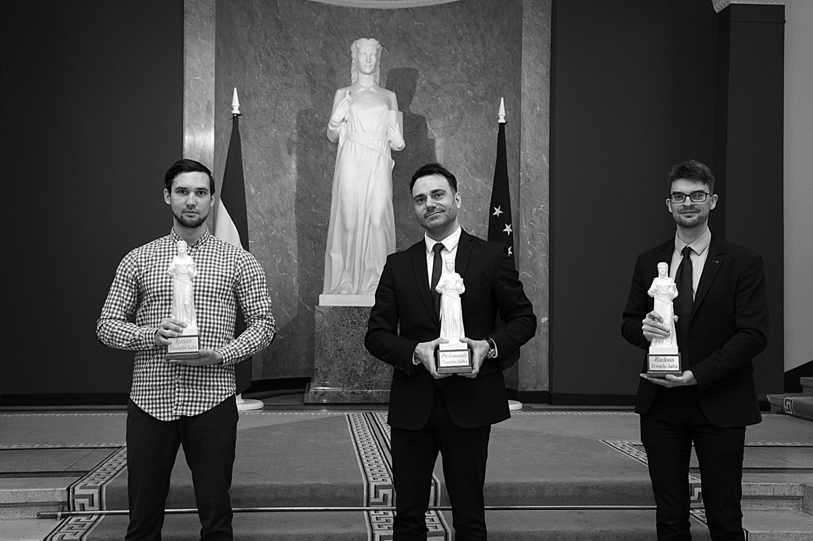 No kreisās: Austris Livdāns, Jānis Geks, Aleksandrs Potaičuks
